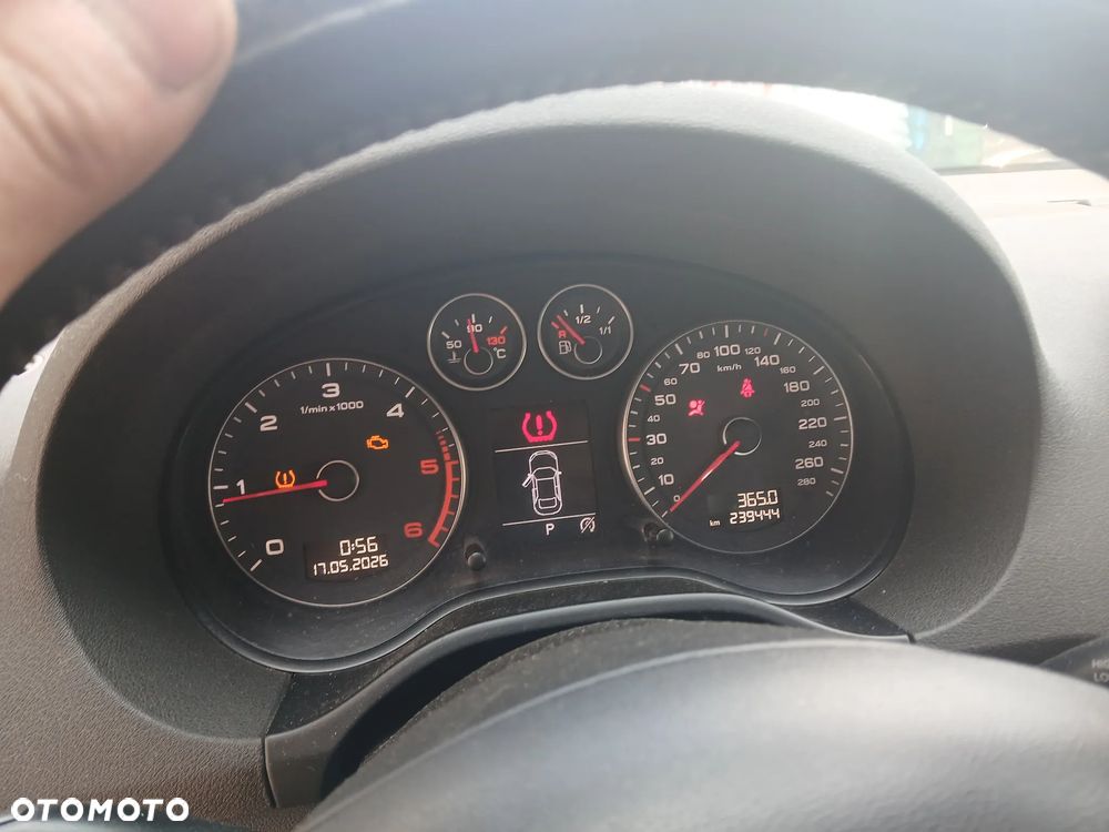 Audi A3 Cabrio 2.0 TDI DPF S tronic Ambition - 14