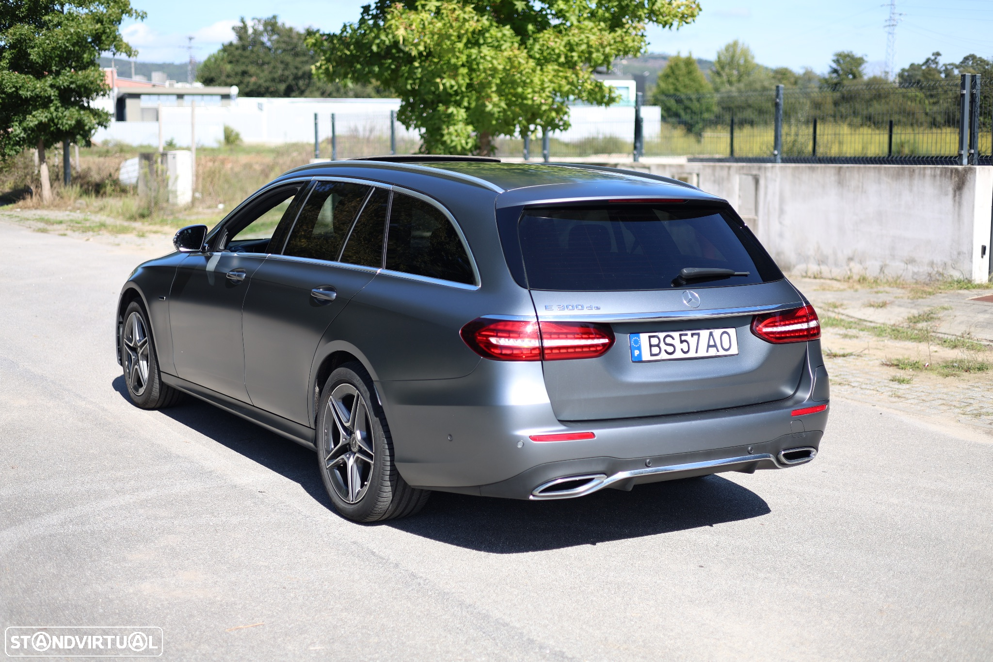 Mercedes-Benz E 300 de AMG Line - 5
