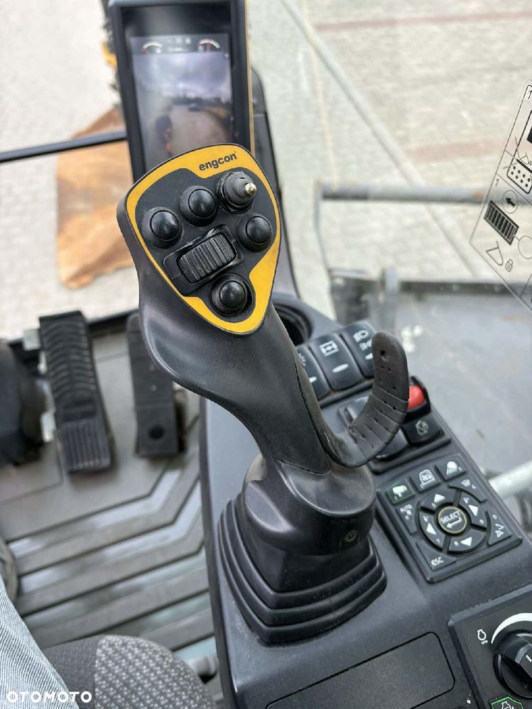 Volvo EWR 150E ROTOTILT ENGCON SYSTEM 3D ZESTAW 4 ŁYŻKI, NÓŻ, SZCZOTKA - 21