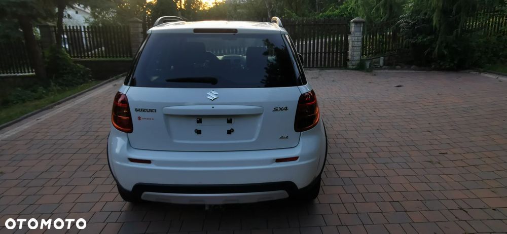 Suzuki SX4 2.0 DDiS 4x4 Style - 6