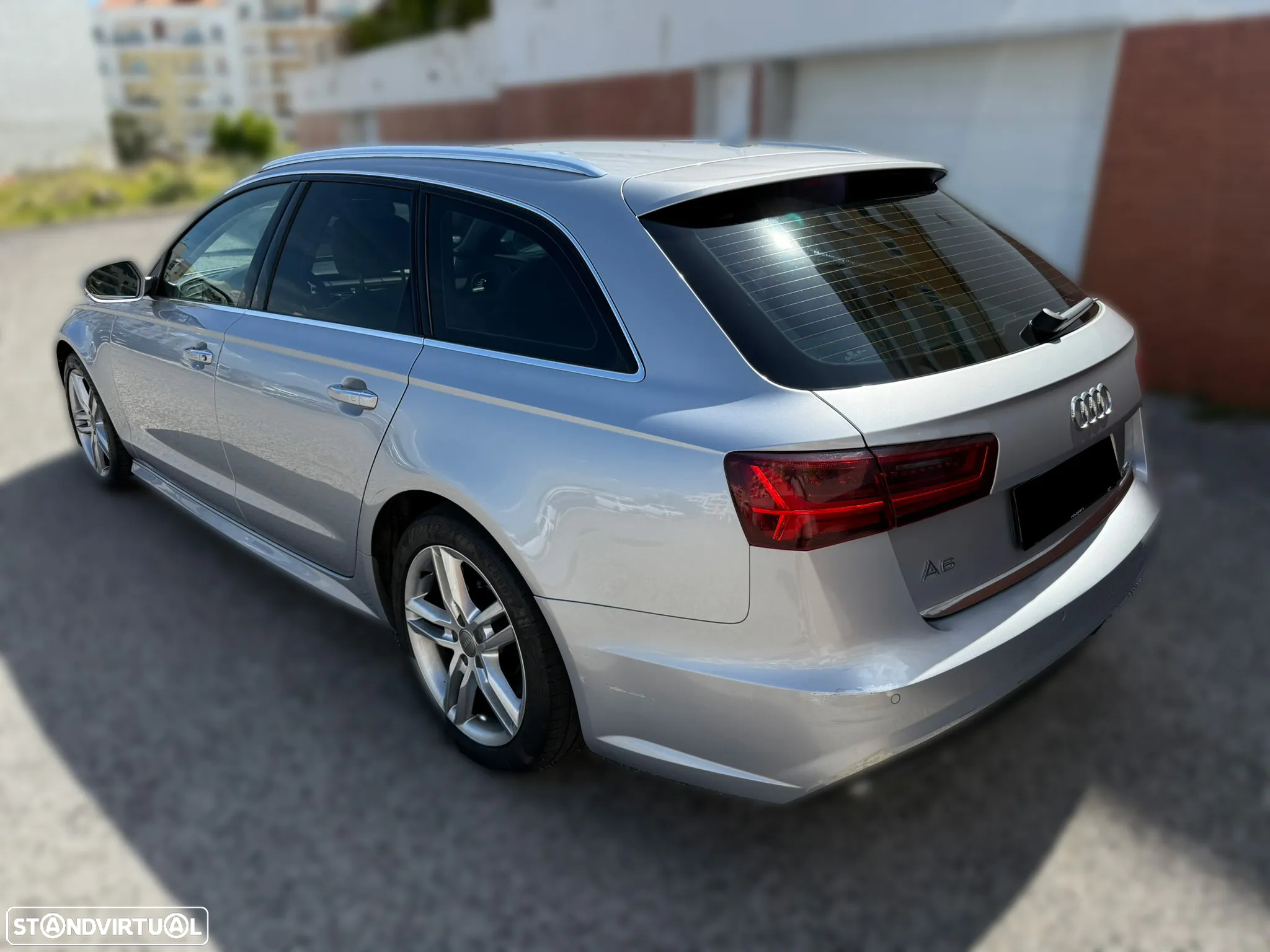 Audi A6 Avant 3.0 TDI V6 quattro Advance S tronic - 5