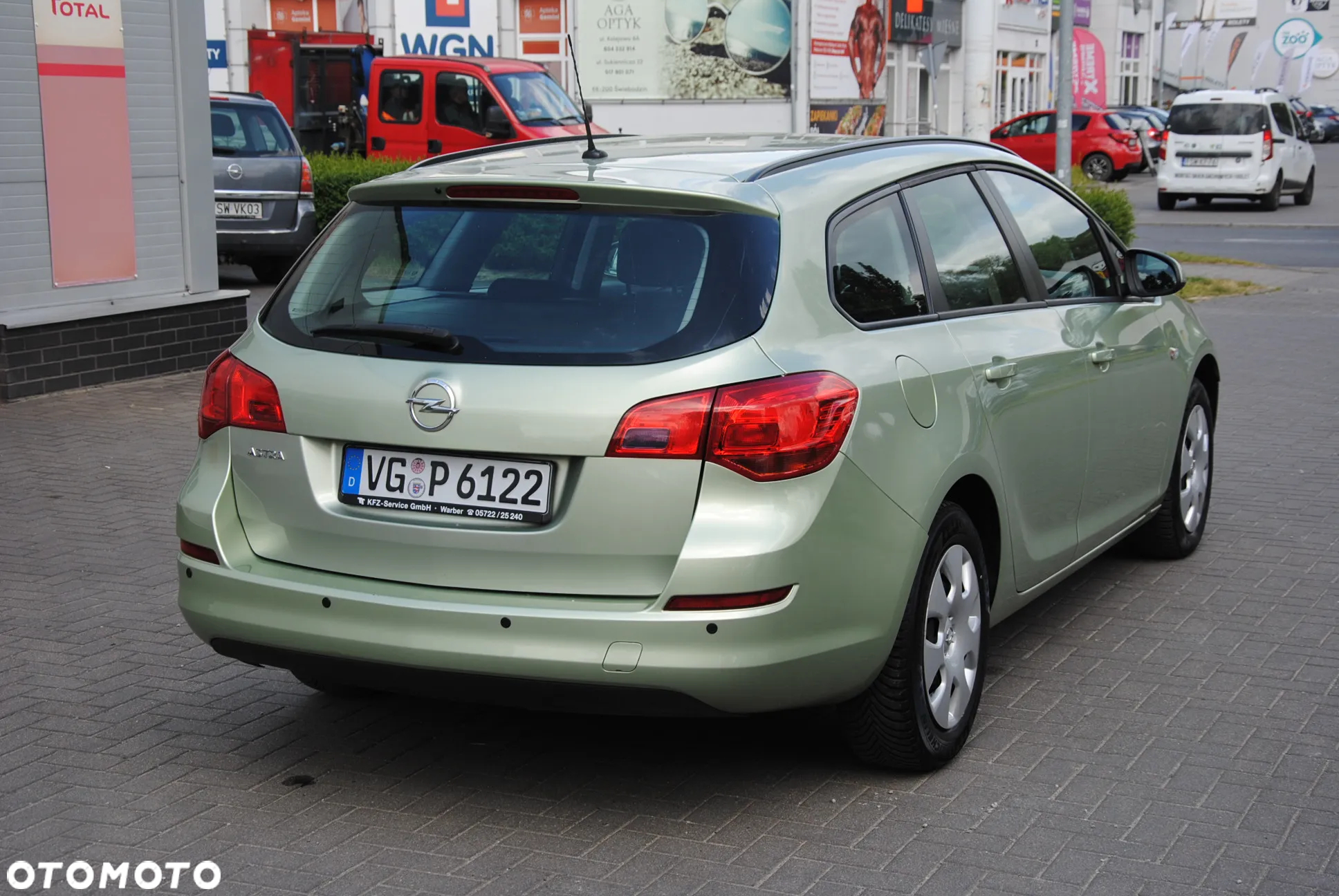 Opel Astra 1.6 Innovation - 6