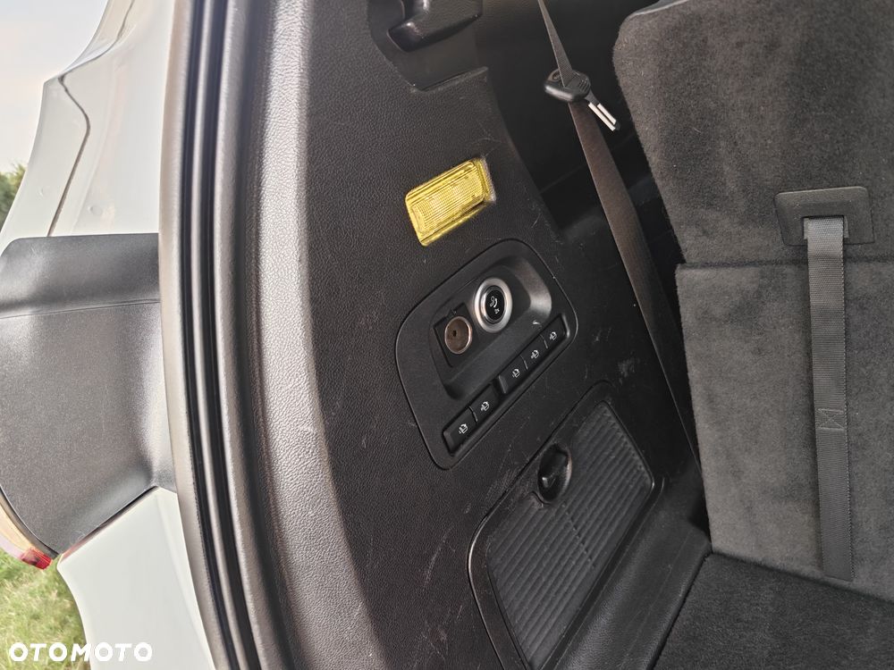 Ford S-Max - 35