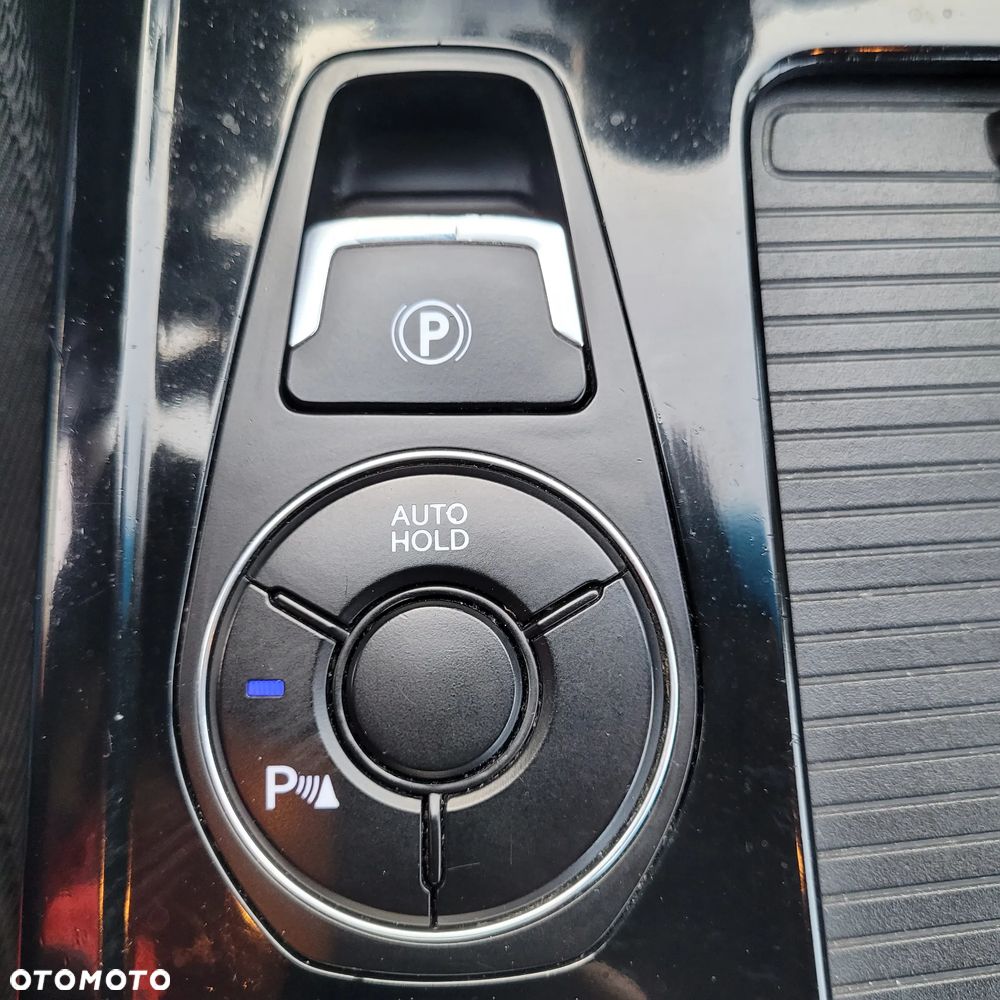 Hyundai i40 1.6 GDI Comfort + - 23