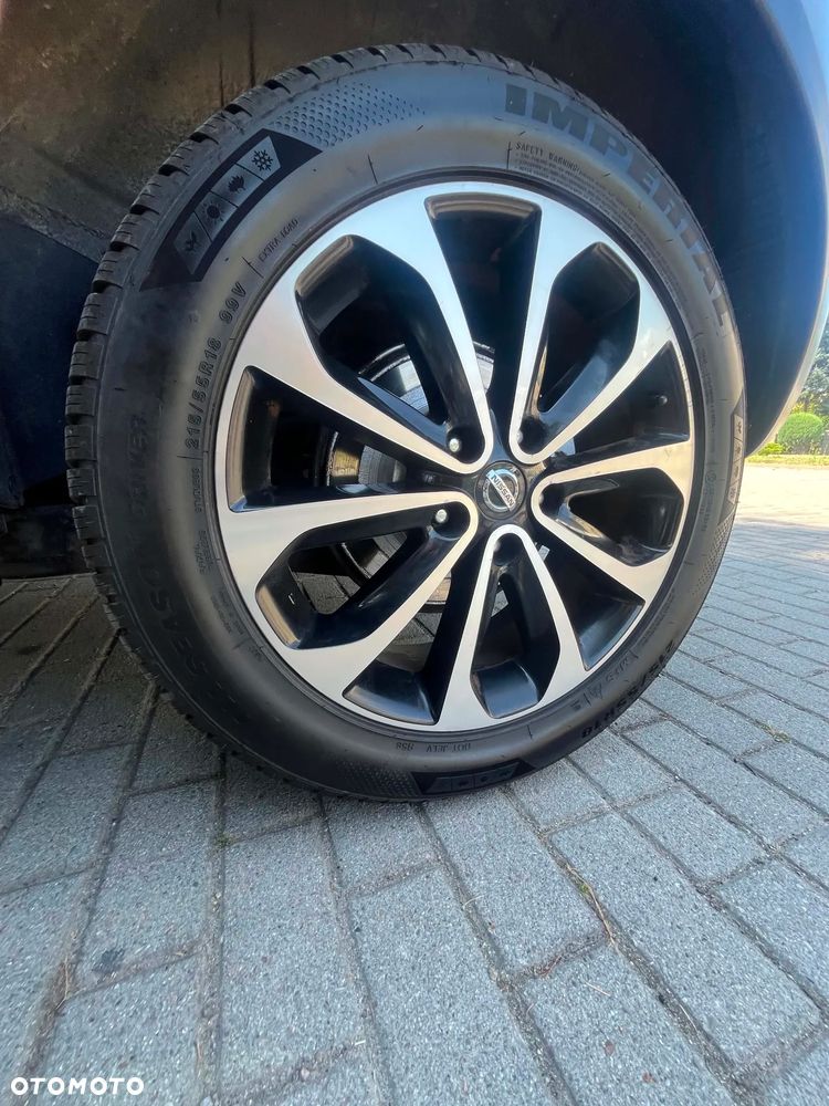 Nissan Qashqai 2.0 dCi DPF acenta - 18