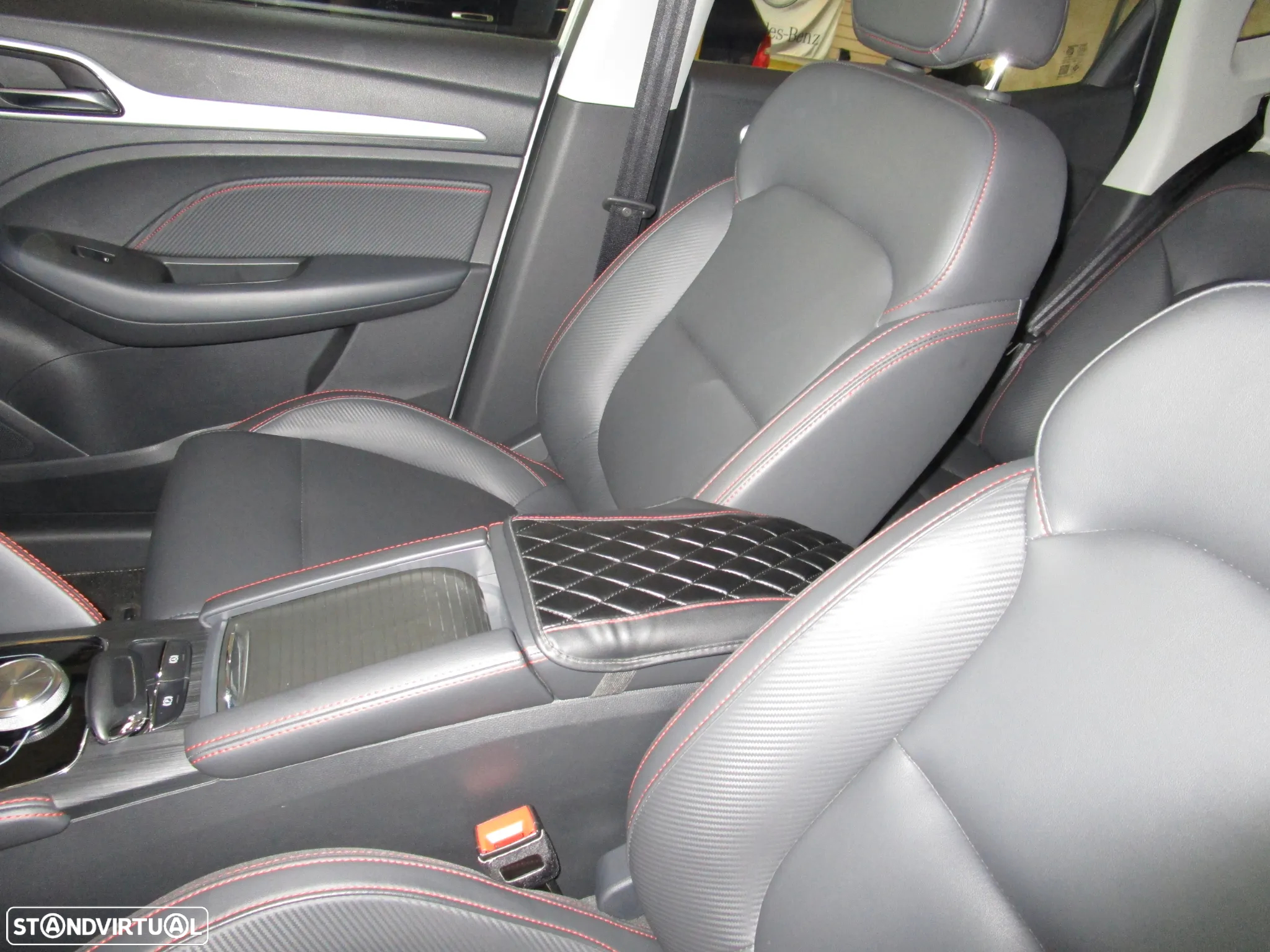 MG ZS EV 50.3 kWh Luxury - 16