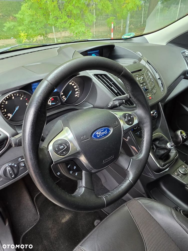 Ford Kuga 2.0 TDCi FWD Titanium - 10