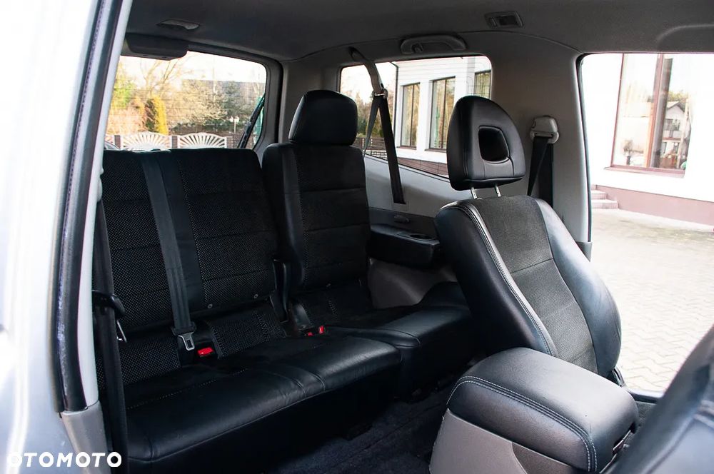 Mitsubishi Pajero 3.2 DI-D Automatik Dakar - 16