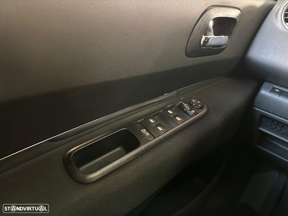 Peugeot 5008 1.6 HDi Sport CMP6 - 19