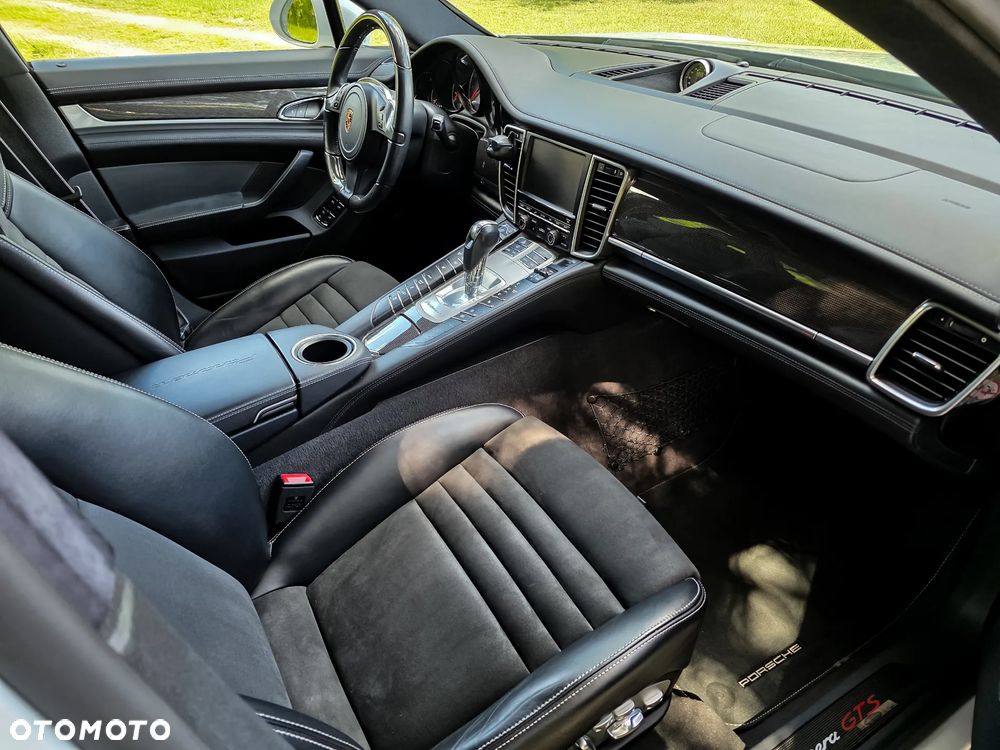 Porsche Panamera - 9