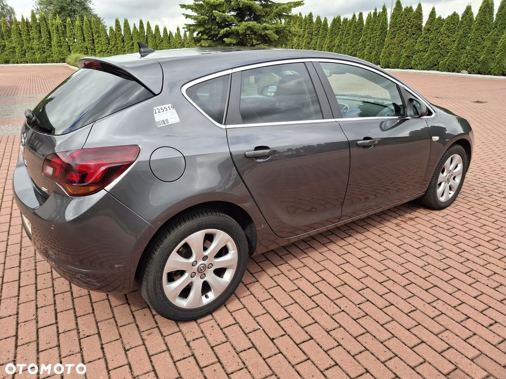 Opel Astra 1.7 CDTI Cosmo - 6