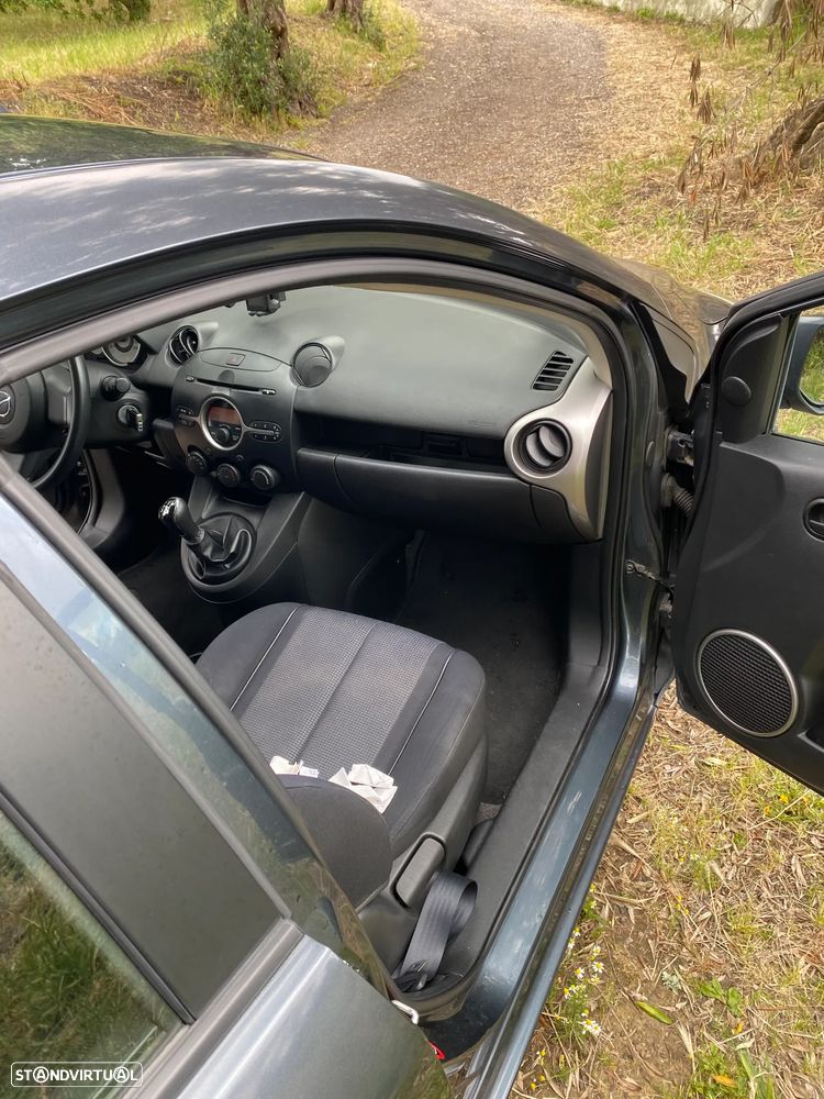 Mazda 2 1.3 MZR Exclusive - 35
