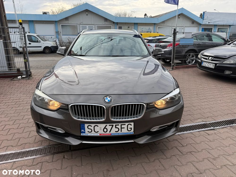 BMW Seria 3 318d Luxury Line - 3