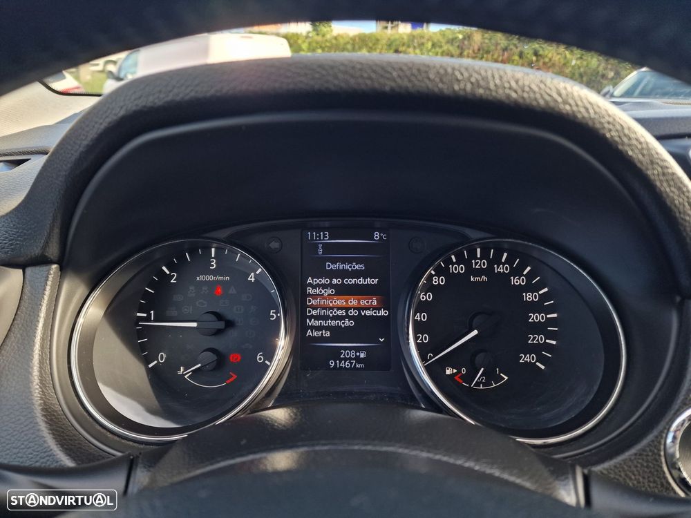 Nissan Qashqai 1.5 dCi N-Connecta - 27