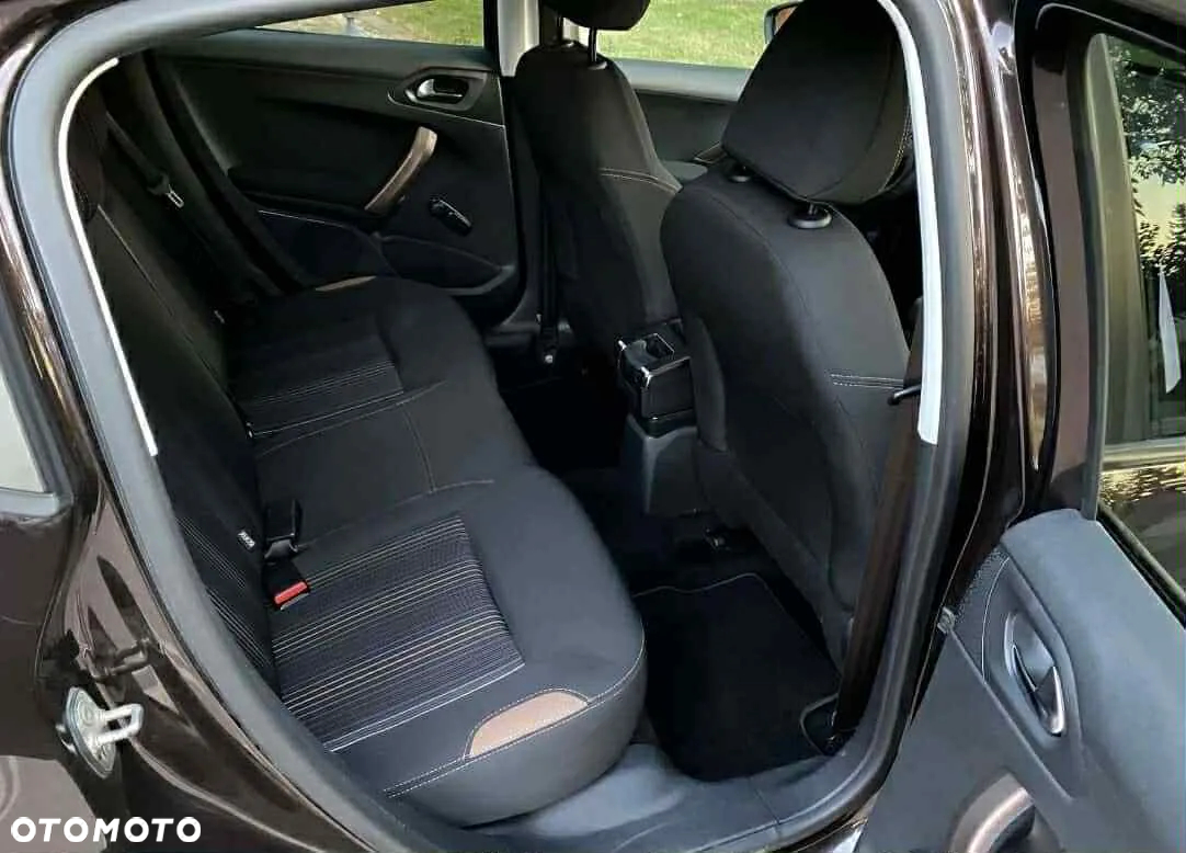 Peugeot 208 1.2 VTi Style - 7