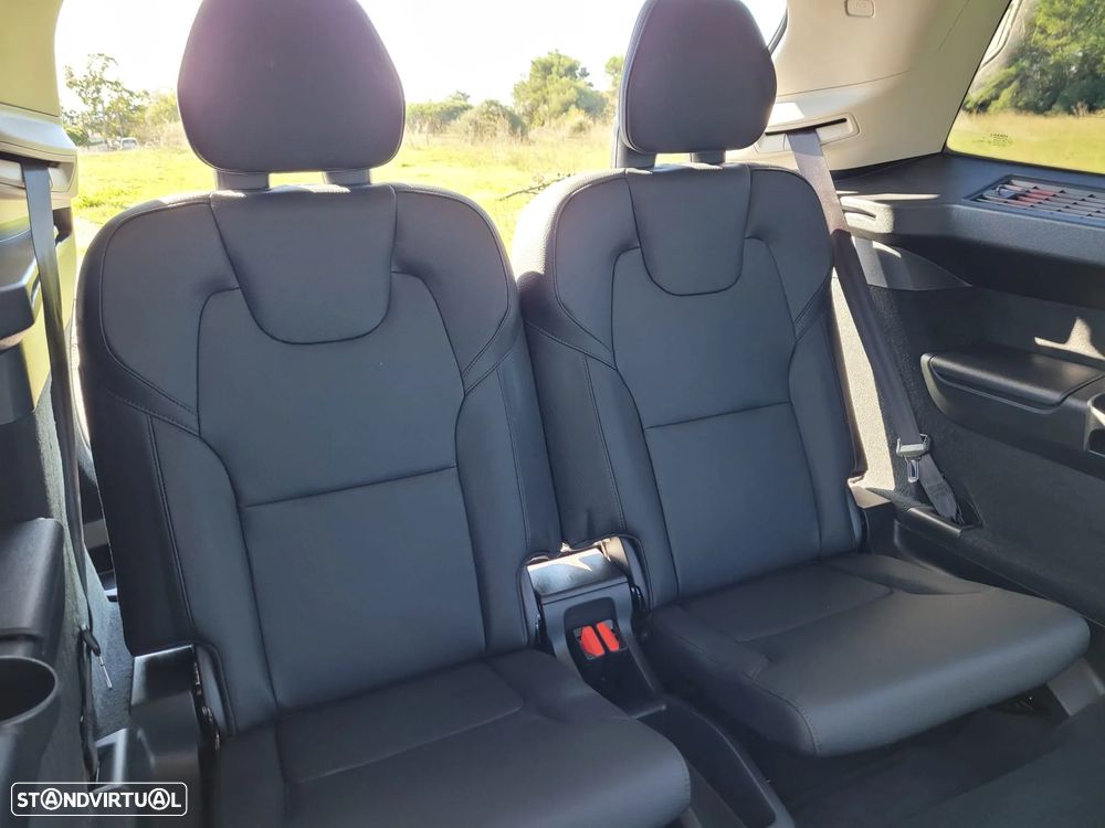 Volvo XC 90 2.0 T8 PHEV Core AWD - 38