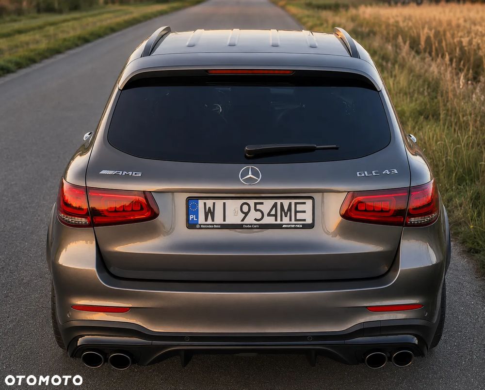 Mercedes-Benz GLC - 13