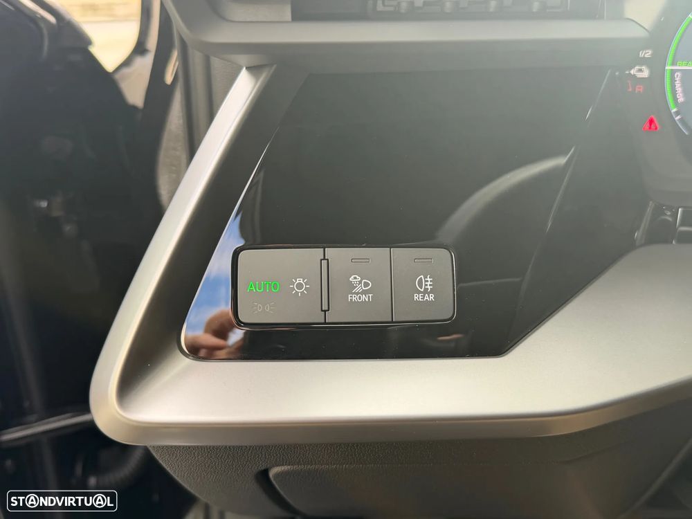 Audi A3 Sportback 45 TFSIe S line - 9