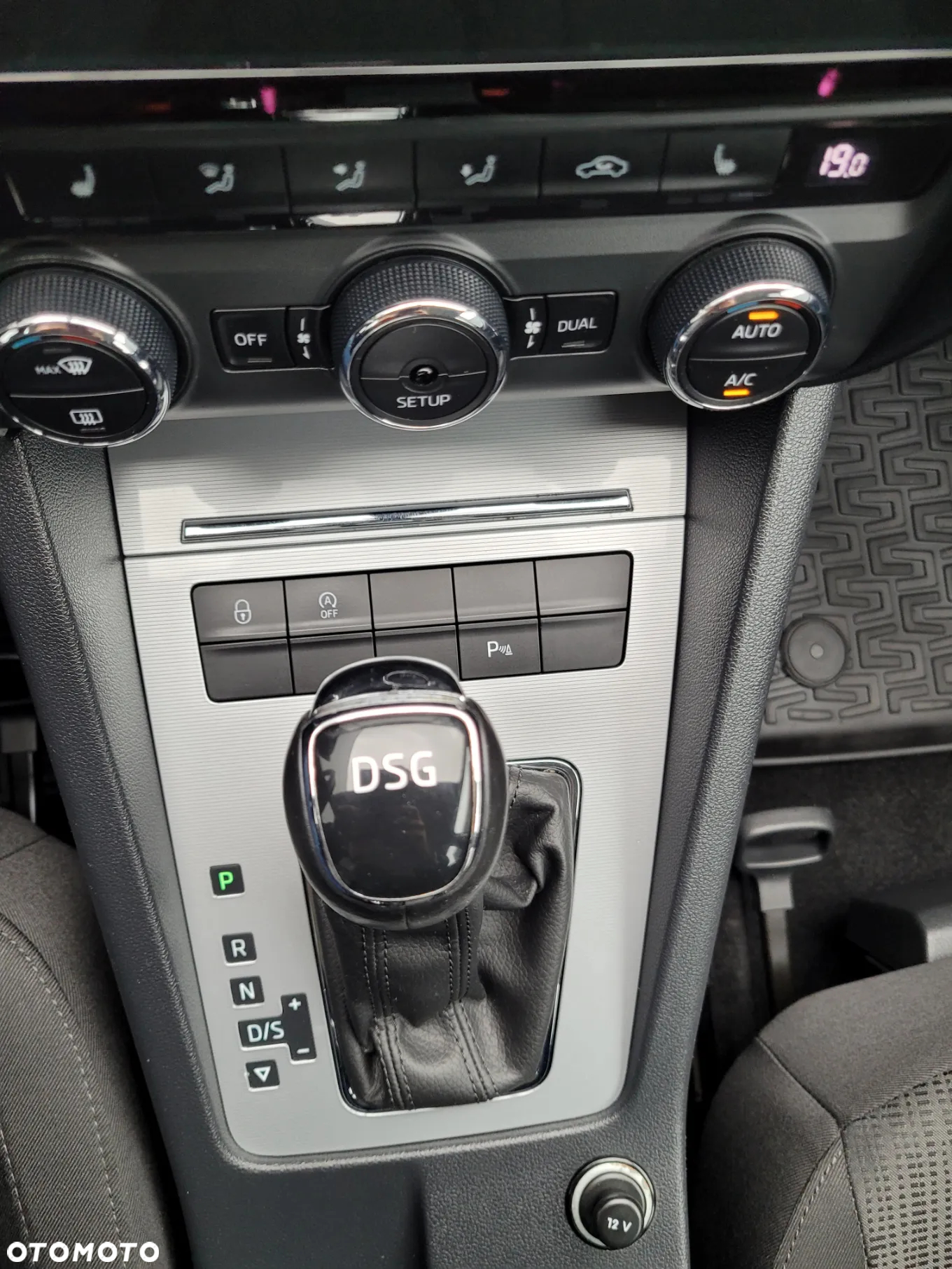 Skoda Octavia 2.0 TDI Elegance DSG - 12