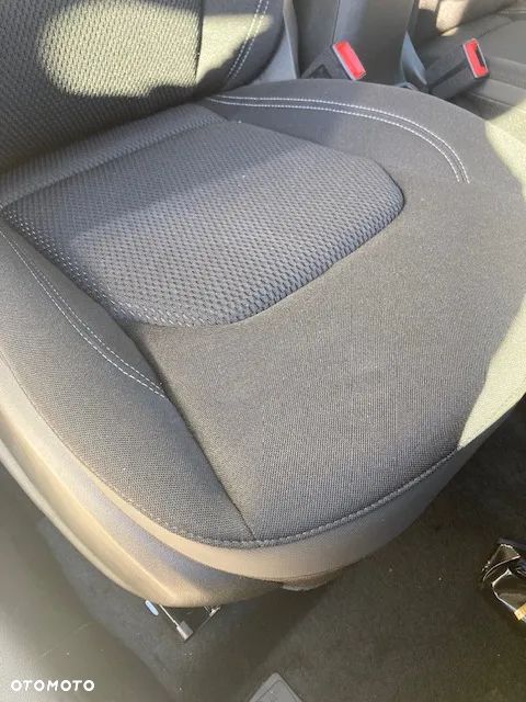 Jeep Renegade 1.5 T4 mHEV Altitude FWD S&S DCT - 13