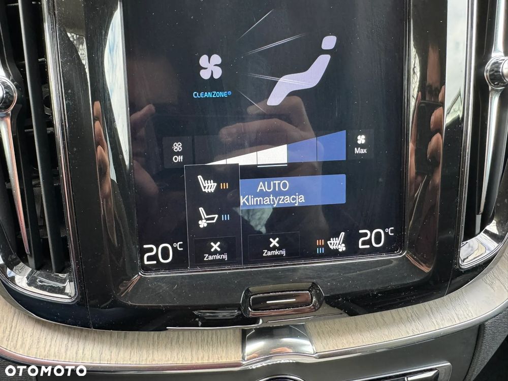 Volvo XC 60 B4 D AWD Inscription - 19