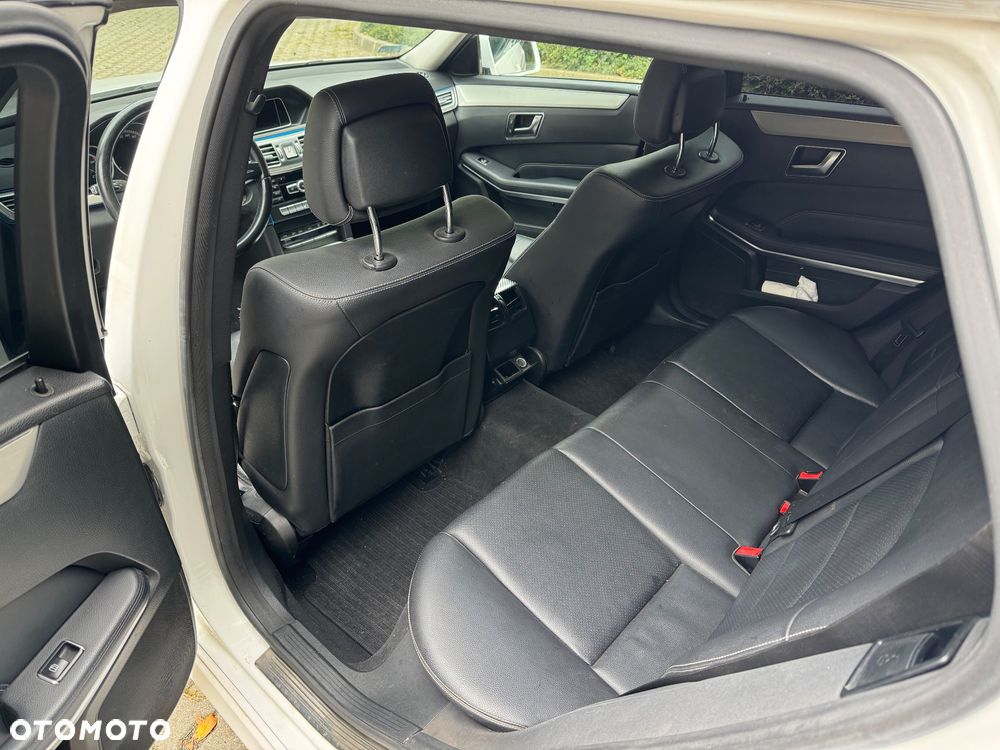Mercedes-Benz Klasa E 200 BlueTEC 7G-TRONIC - 7
