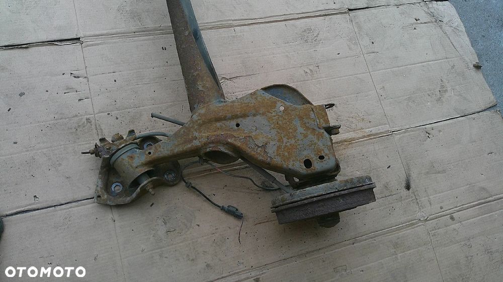 OPEL CORSA D BELKA TYLNA - 9