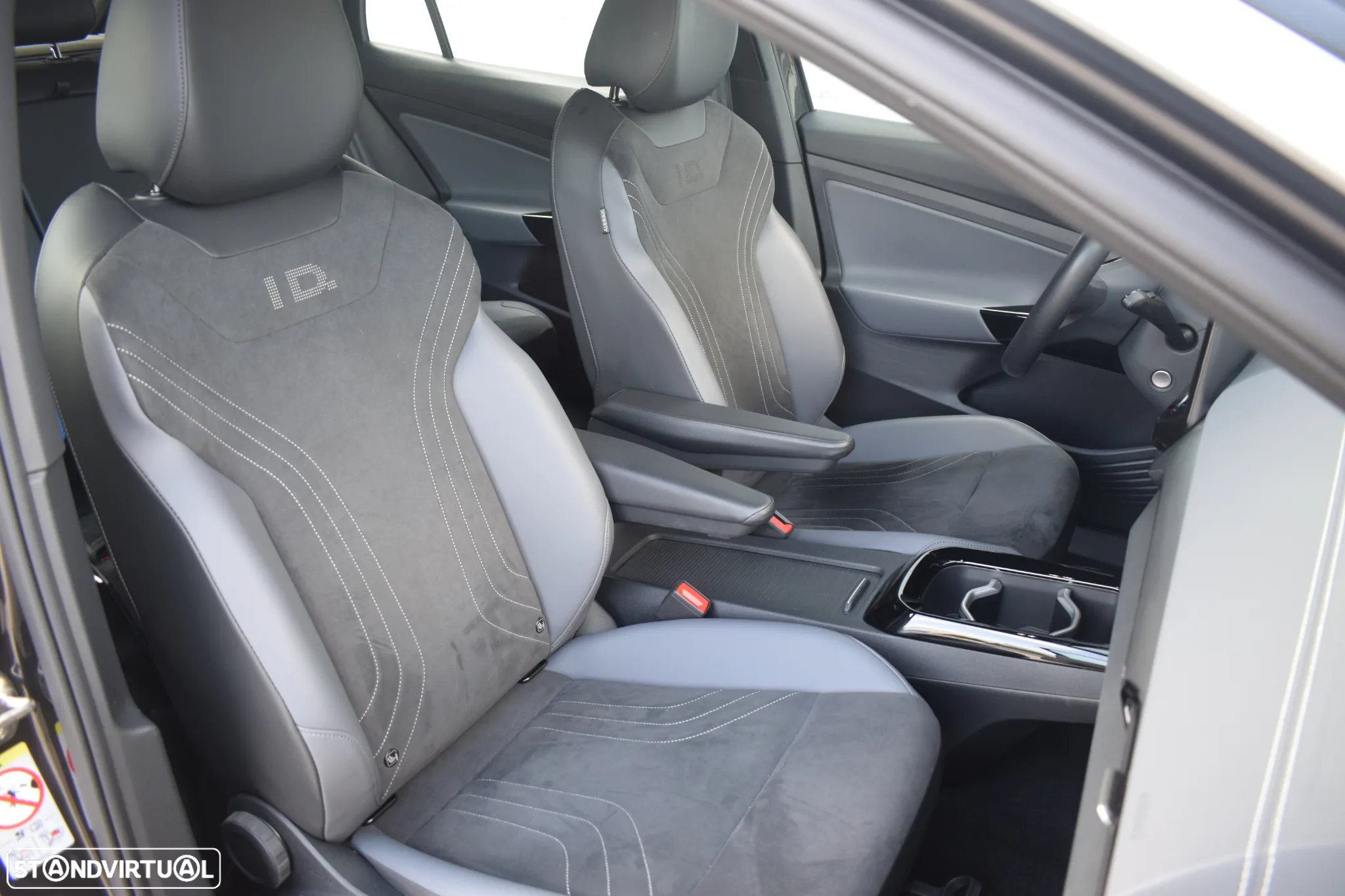 VW ID.4 77 kWh Pro Performance - 13