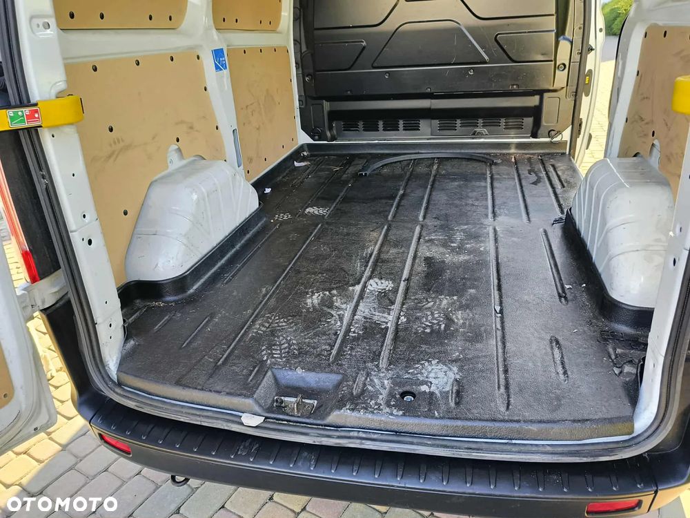 Ford TRANSIT CUSTOM - 26