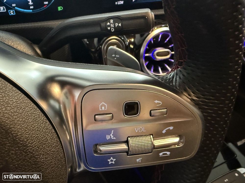 Mercedes-Benz CLA 180 d Shooting Brake AMG Line Aut. - 18