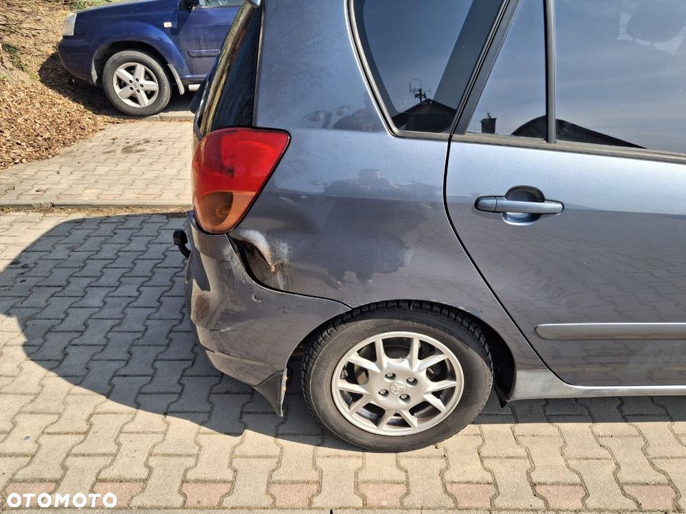 Toyota Corolla Verso - 12