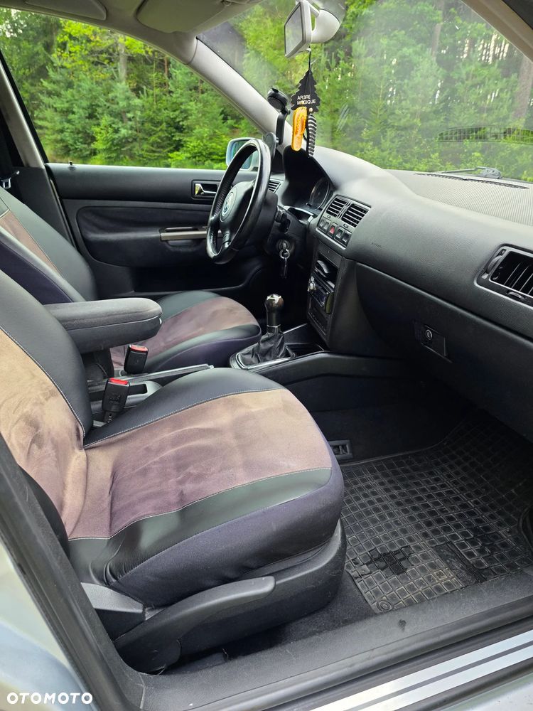 Volkswagen Bora 1.6 Comfortline - 9