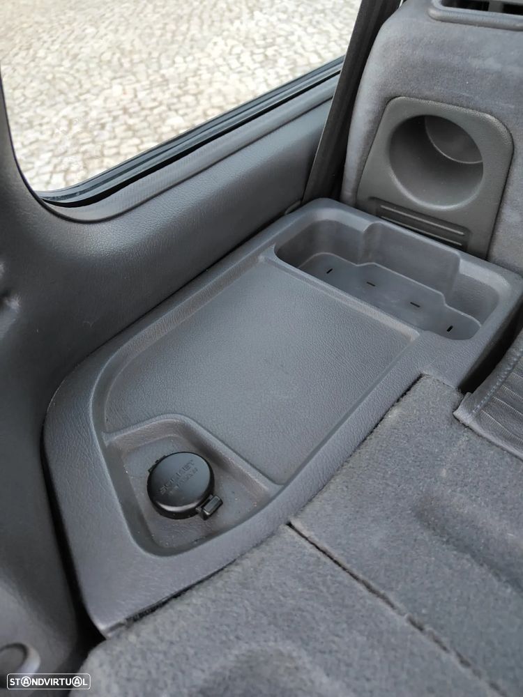 Mitsubishi Pajero 2.5 TDi Intercooler - 11