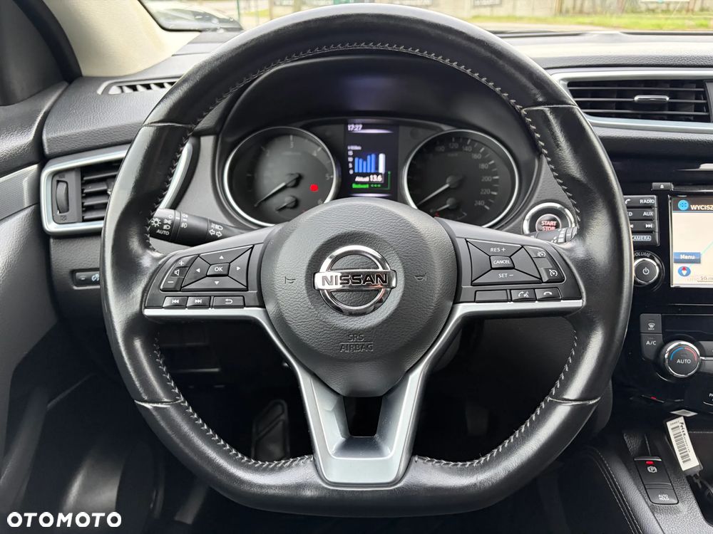 Nissan Qashqai 1.5 dCi N-Connecta EU6 - 21