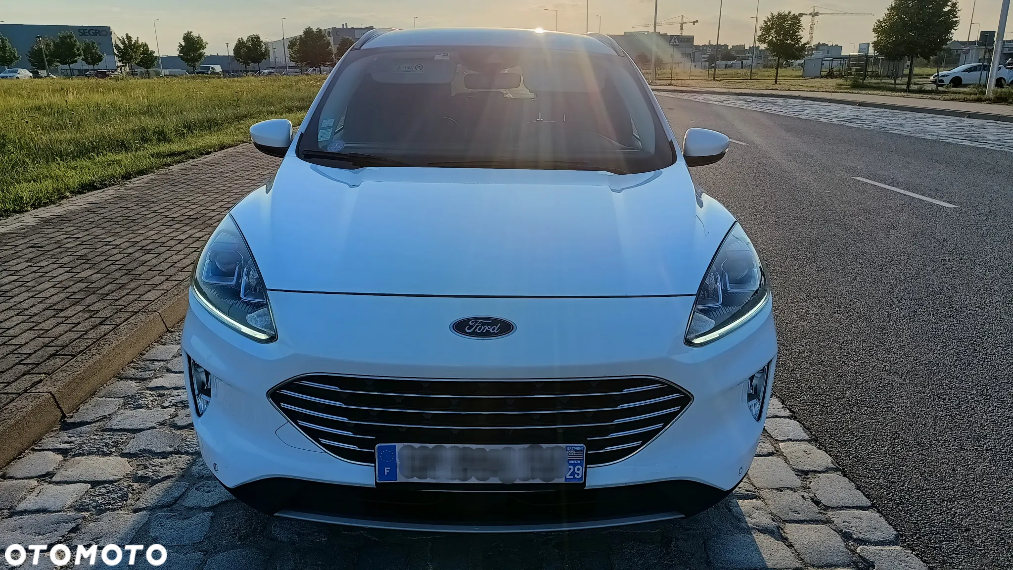 Ford Kuga 2.5 Duratec FHEV ST-LINE - 14