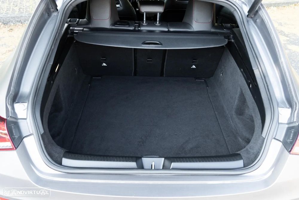 Mercedes-Benz CLA 180 d 7G-DCT AMG Line - 53