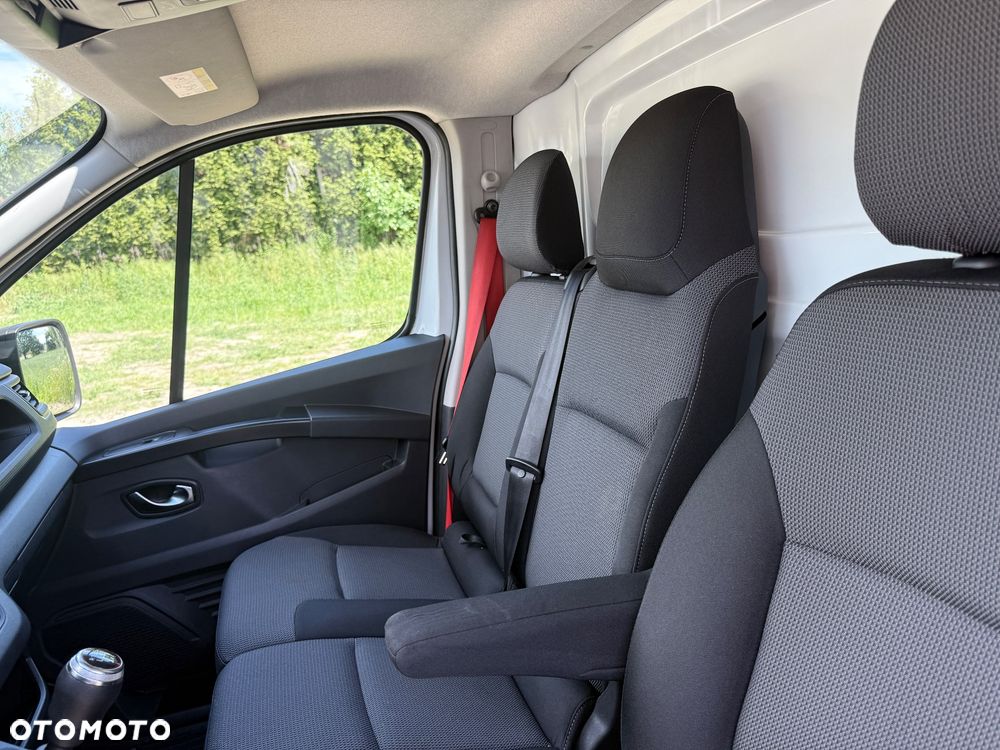 Renault Trafic - 24