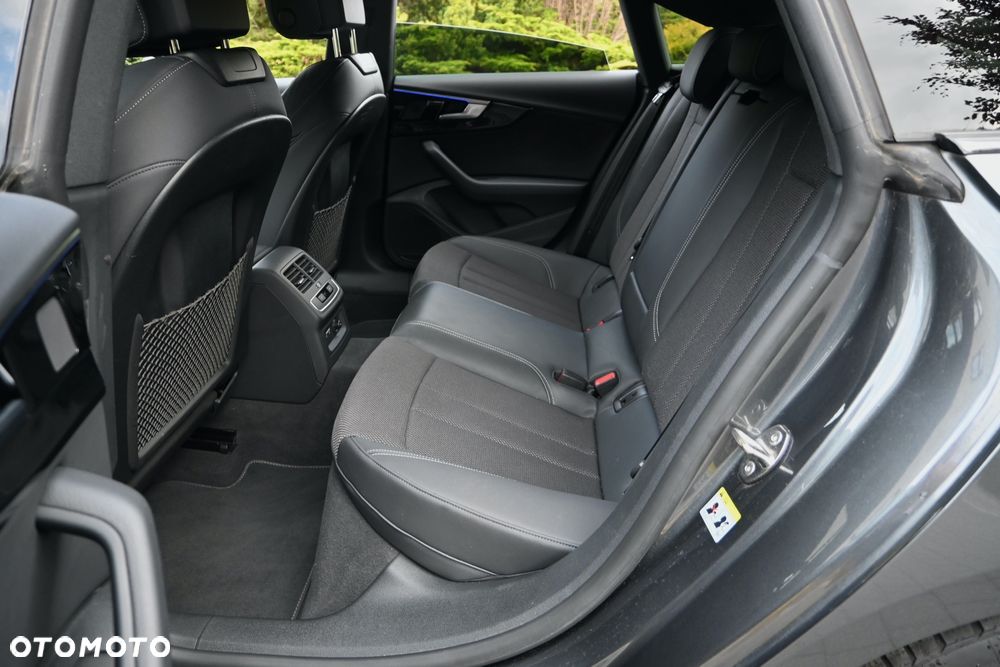 Audi A5 Sportback 35 TFSI S tronic S line business - 26