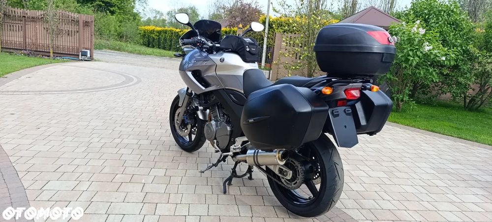 Yamaha TDM - 4