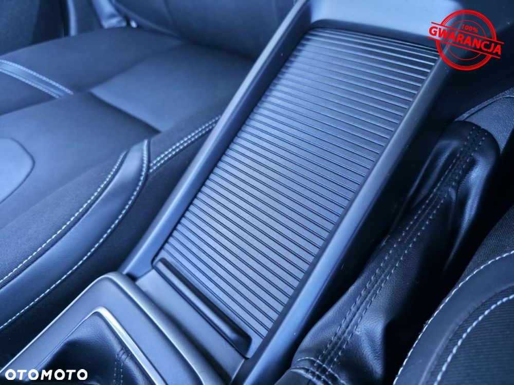 Volvo V40 T2 Inscription - 35