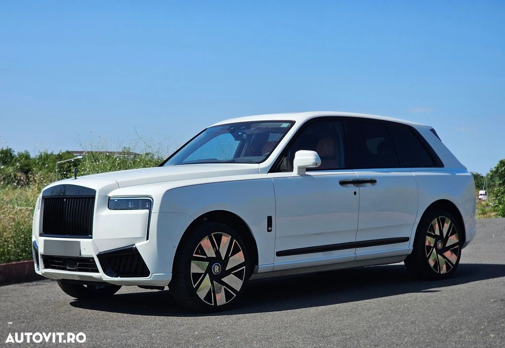 Rolls-Royce Cullinan - 7