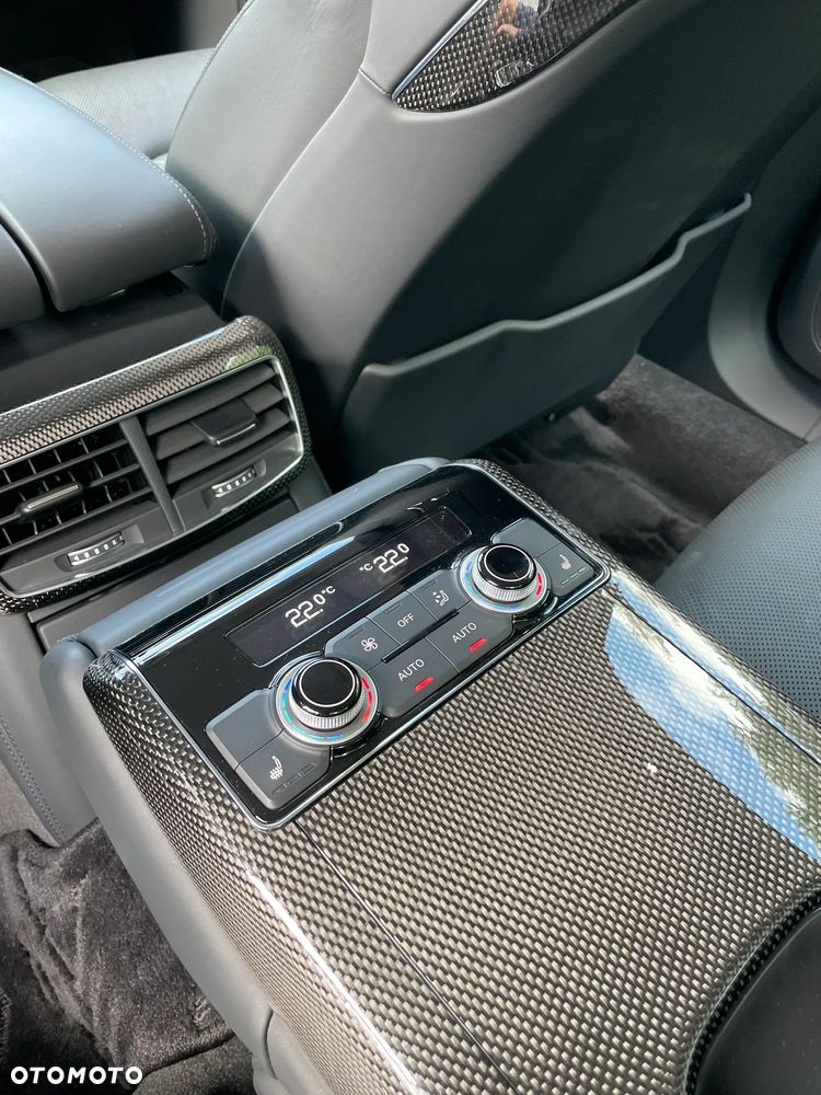 Audi S8 4.0 TFSI Quattro - 32