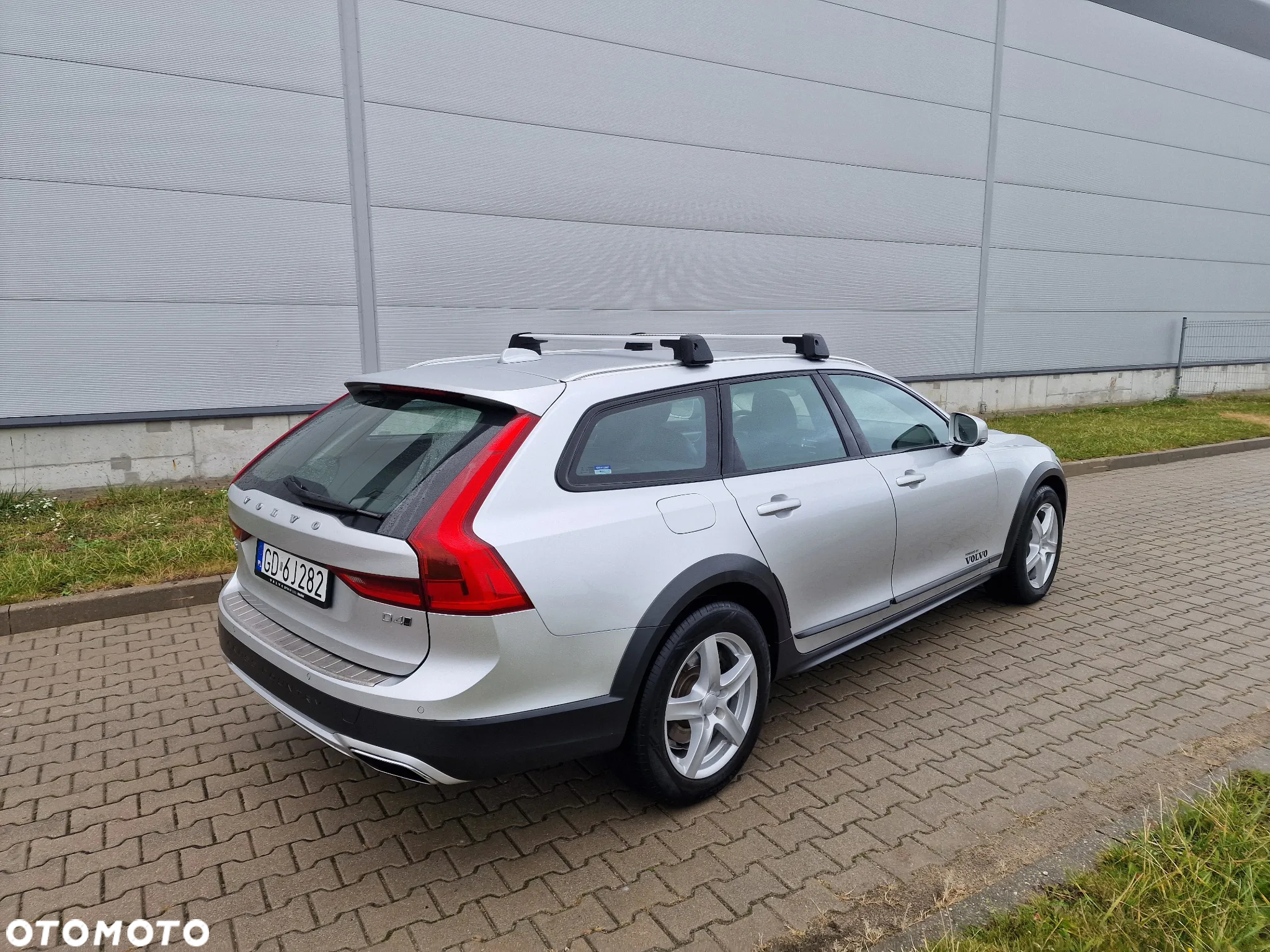 Volvo V90 Cross Country D4 AWD - 6