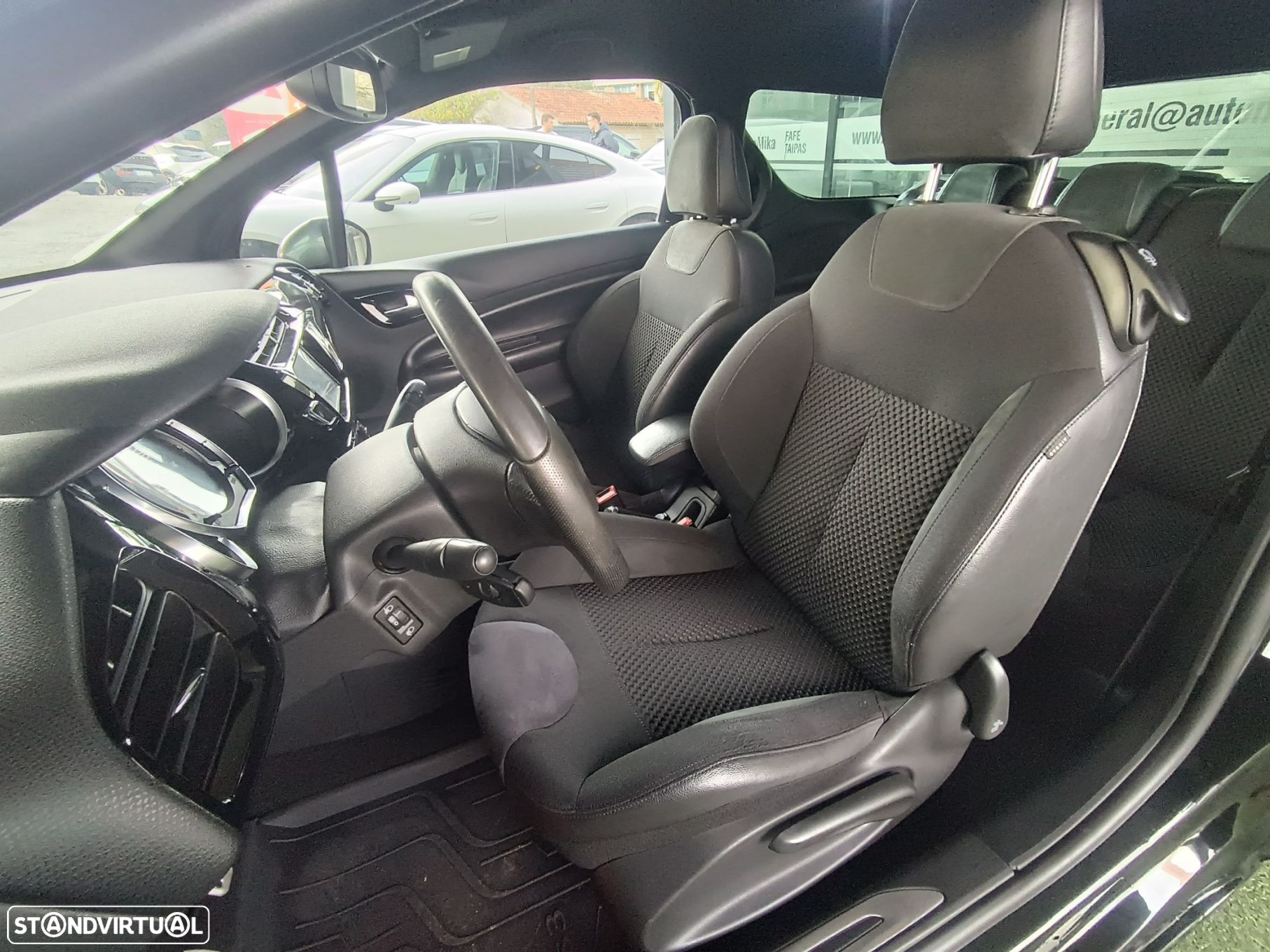 Citroën DS3 1.6 BlueHDi Sport Chic - 5