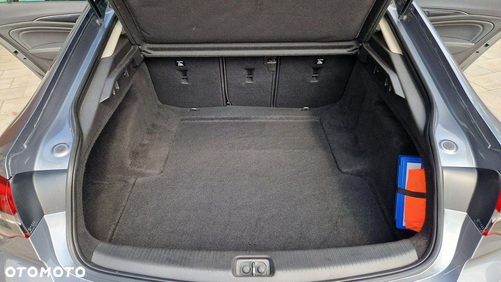 Opel Insignia - 11