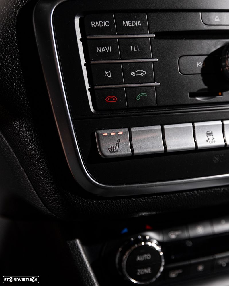 Mercedes-Benz CLA 45 AMG 4Matic Speedshift 7G-DCT Night Edition - 29