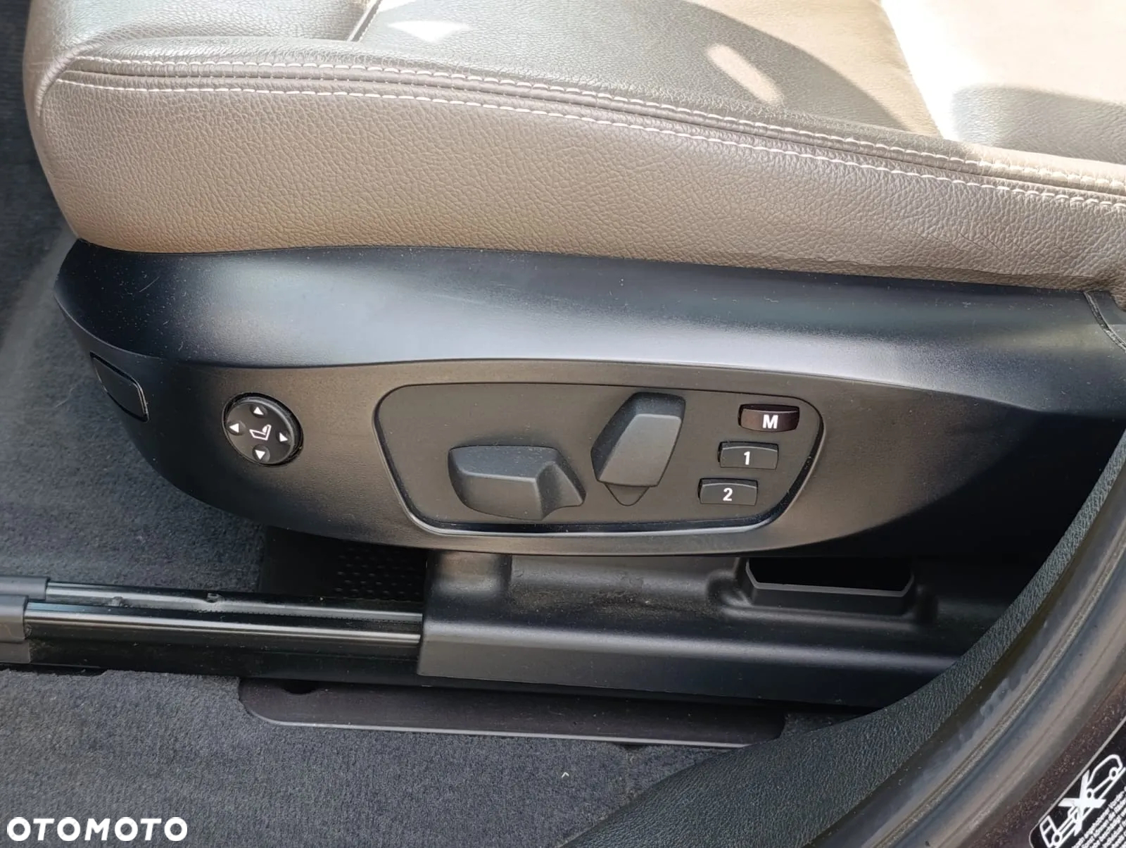 BMW X3 xDrive28i - 16