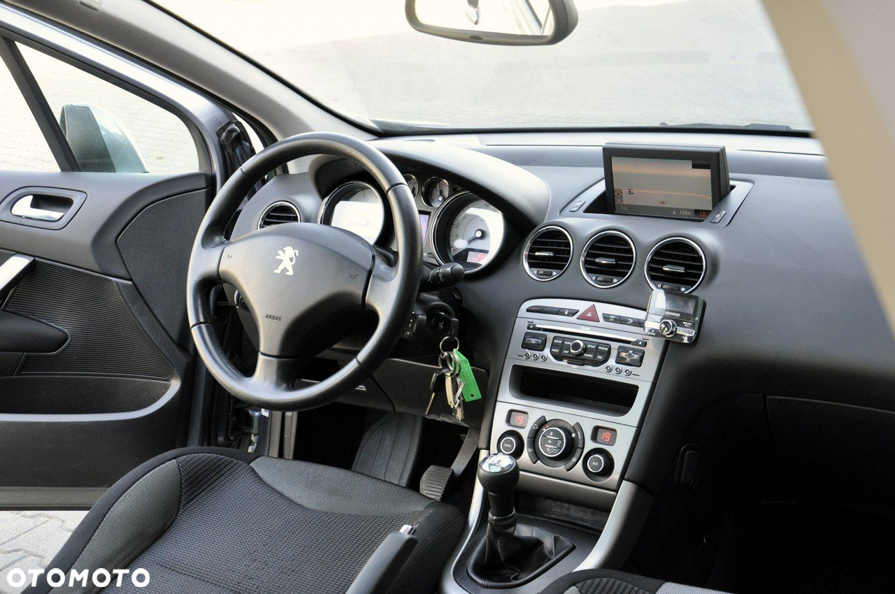 Peugeot 308 SW 120 VTi Premium - 35