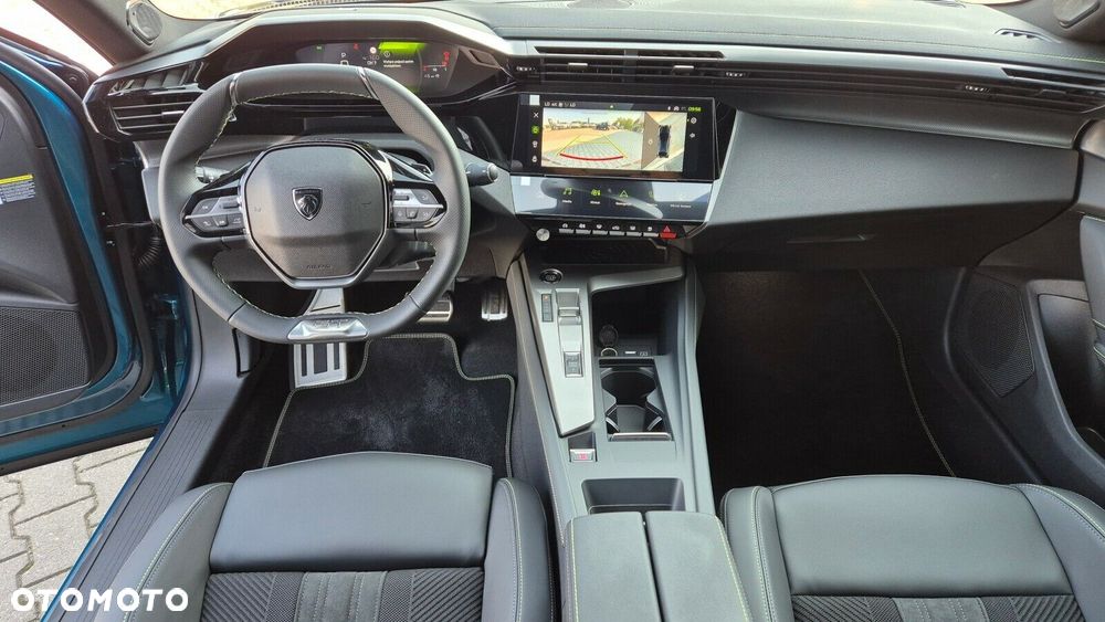 Peugeot 408 - 11