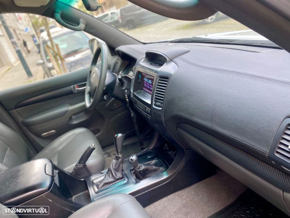 Toyota Land Cruiser 3.0 D-4D Std. Aut - 26